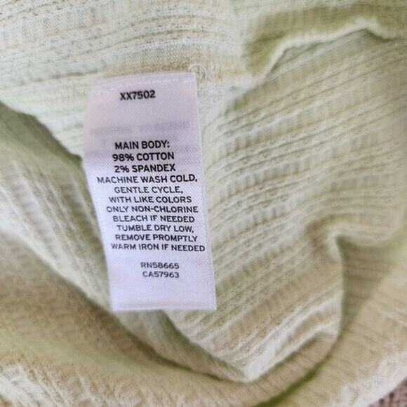 NWT BP. Womens Medium Green Limecream Cropped Long Sleeve ButtonUp Henley Ruffle - Picture 11 of 12